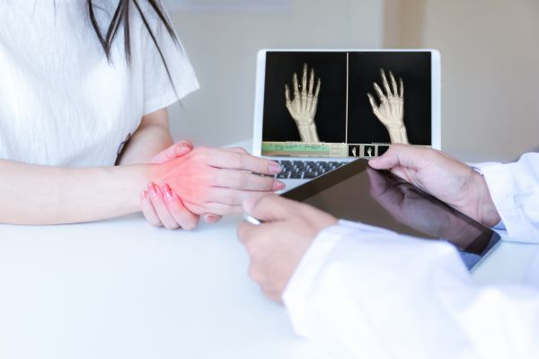 Hand and wrist condition Southwest Ohio.